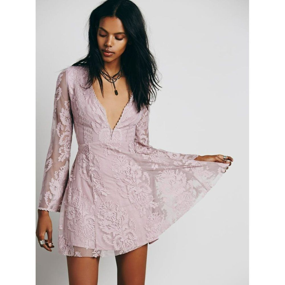 Free People Reign Over Me Lace Dress in Lilac sz 6 RARE